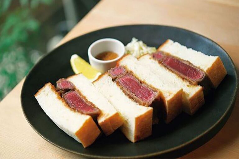 本日のの牛カツサンド