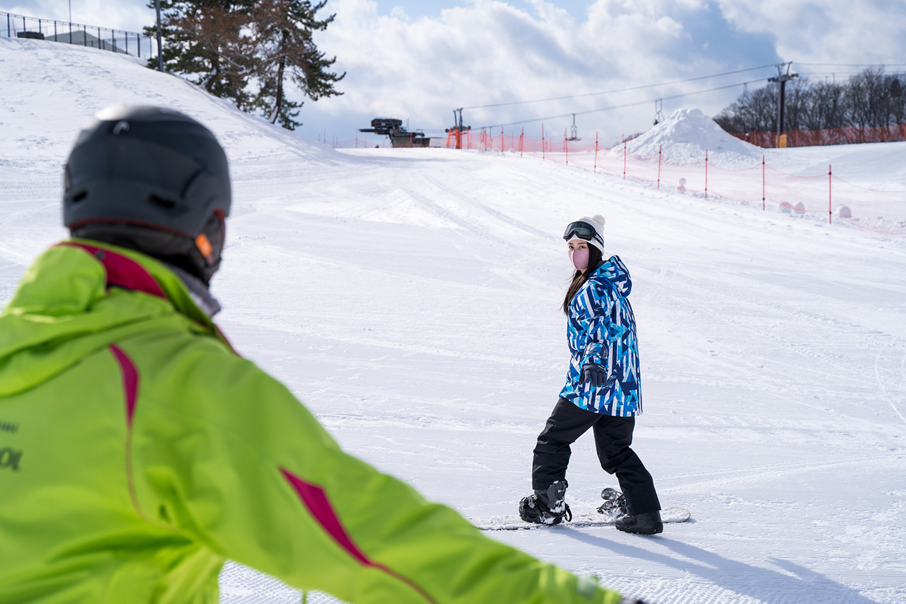 コロナ対策もバッチリ 箱館山スキー場に手ぶらで行って雪遊びを体験してきた M エム Kyoto By Leaf コロナ対策もバッチリ 箱館山スキー場に手ぶらで行って雪遊びを体験してきた M エム Kyoto By Leaf