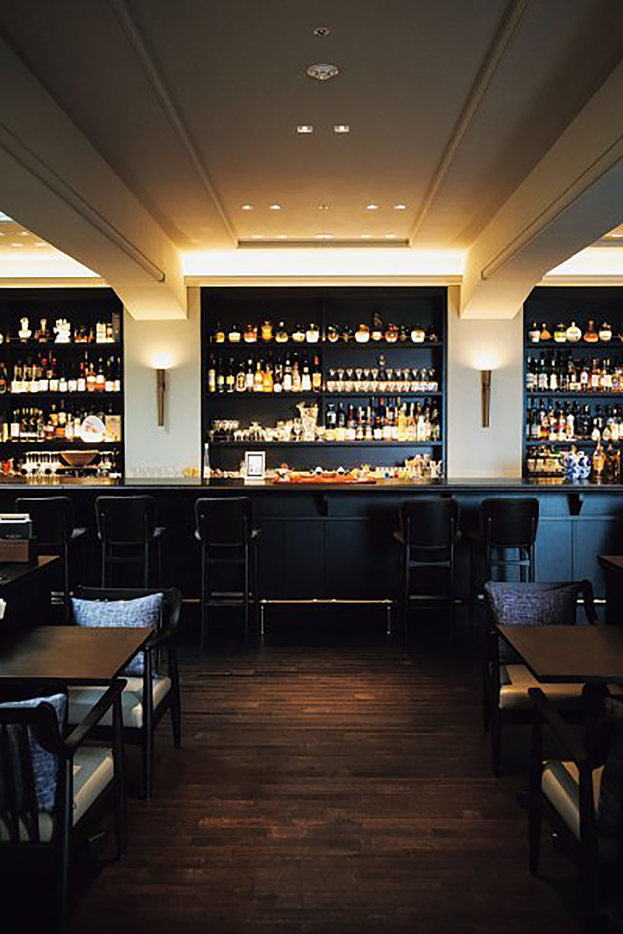 世界中を見てきたバトラーが監修 古都の空に浮かぶルーフトップバー K36 The Bar Rooftop M エム Kyoto By Leaf 世界中を見てきたバトラーが監修 古都の空に浮かぶルーフトップバー K36 The Bar Rooftop M エム Kyoto By Leaf