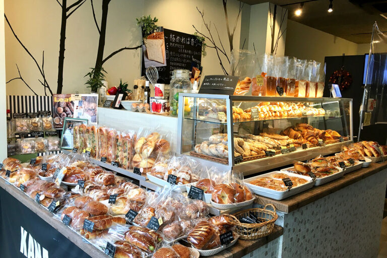 Interior view of KANA-KIYO Takatsuji store