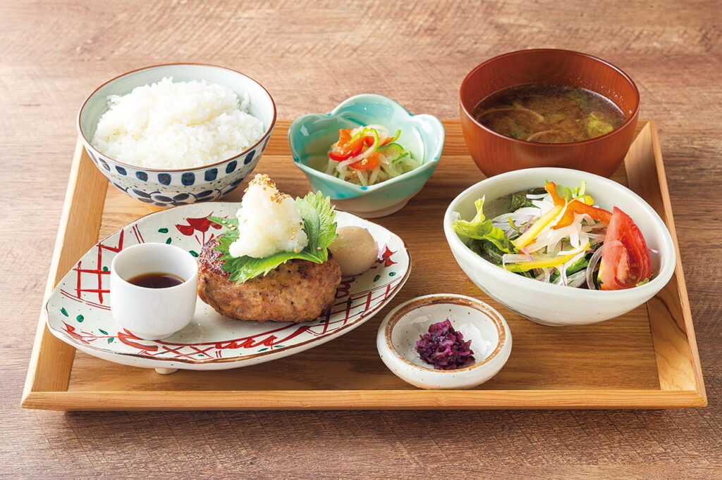 酒とめし 錦食堂のハンバーグ定食