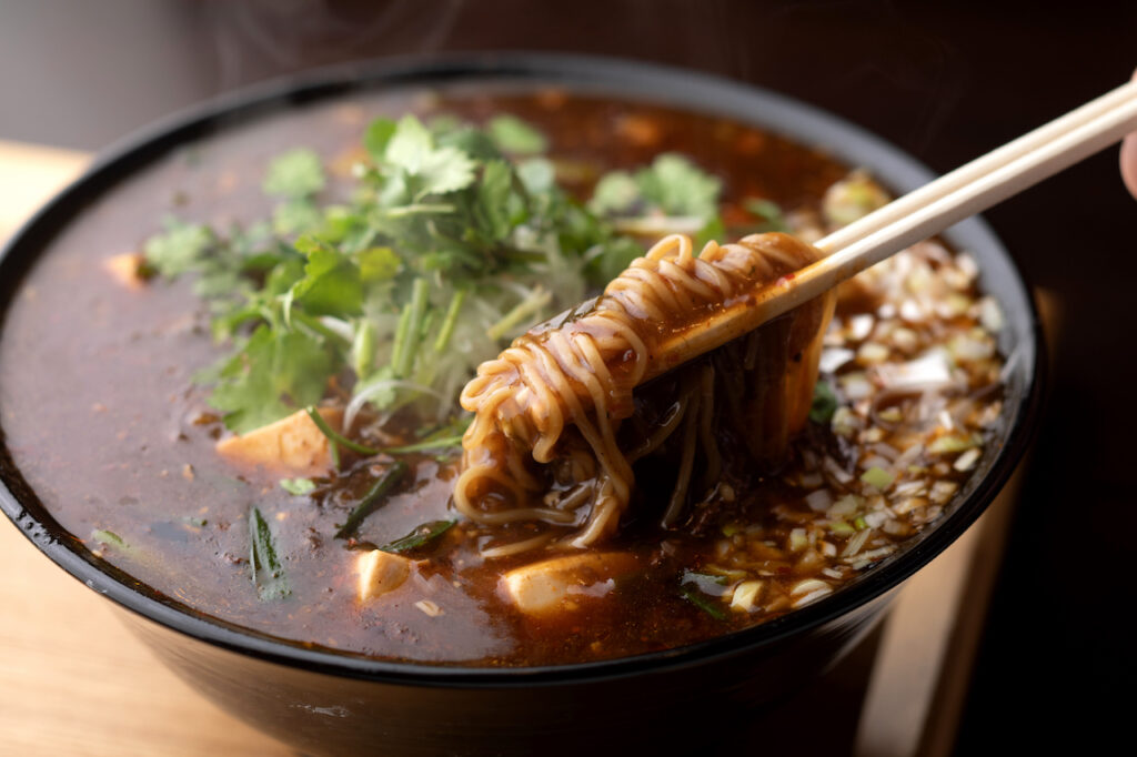 四川麻婆麺870円