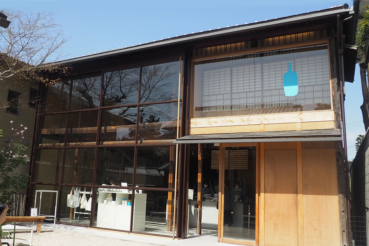 210322_bluebottle_b.jpg