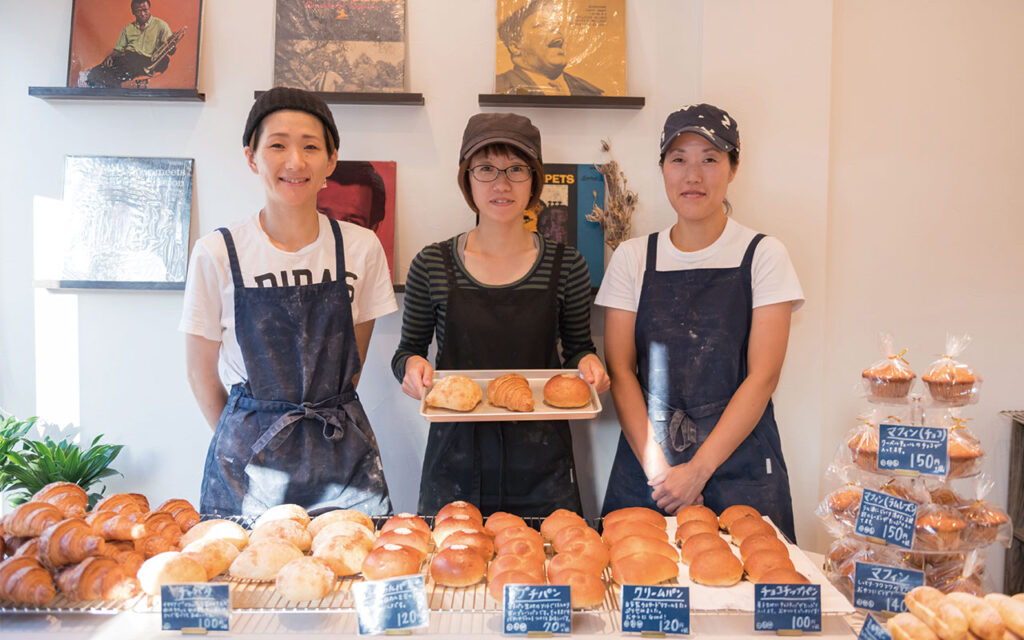 Interior view of Nitta Bakery