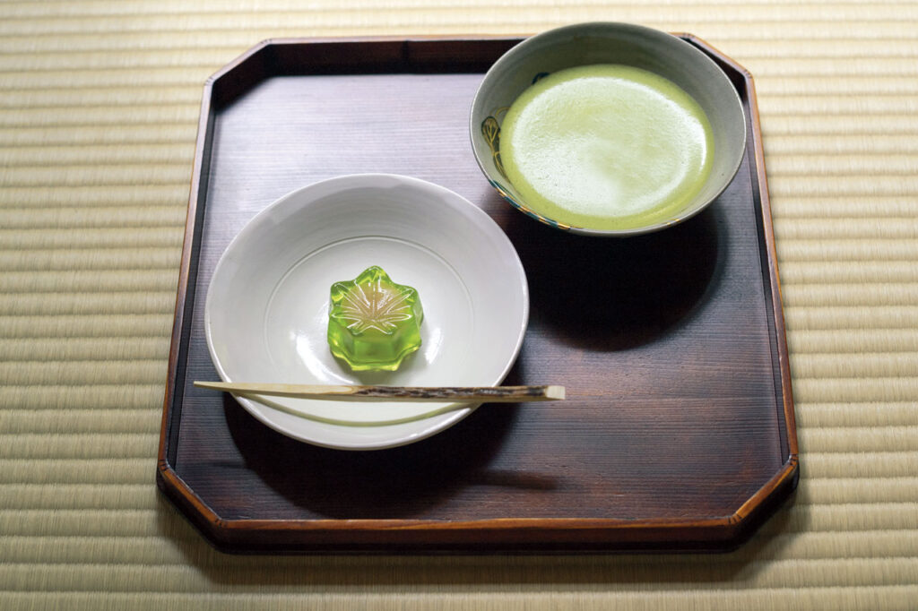 丸久小山園 西洞院店 茶房元庵の「雅の院」と季節の和菓子