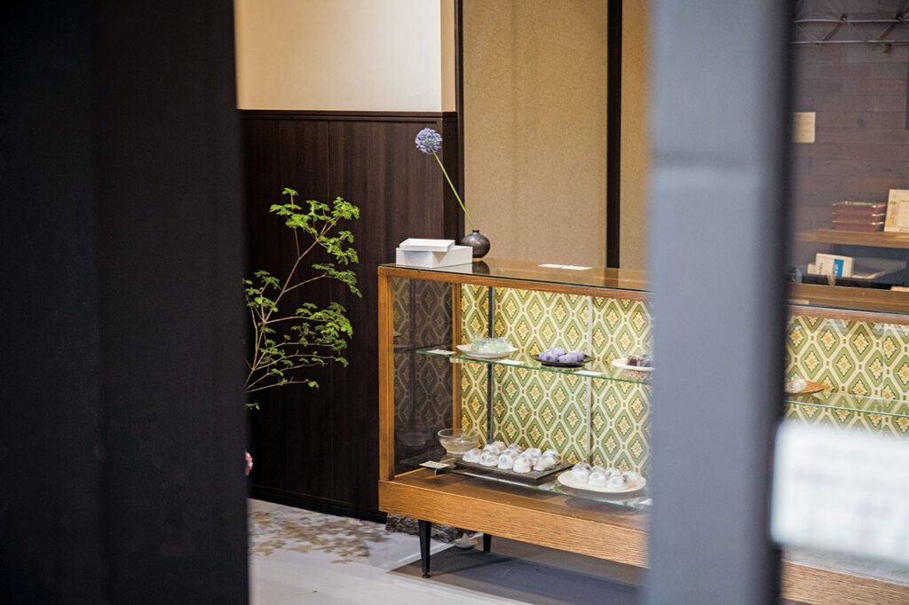 Maruni Hug Kashiwa Interior