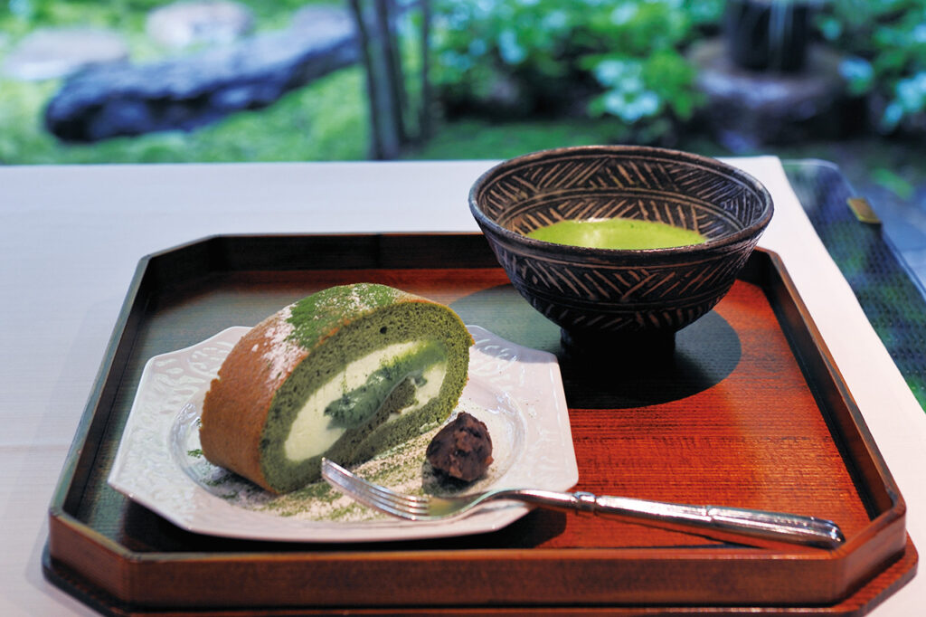 丸久小山園 茶房 元庵のロールケーキ