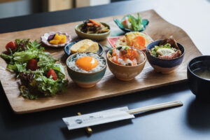 Within a 5-minute walk from Kawaramachi Station! Kyoto Kawaramachi lunch