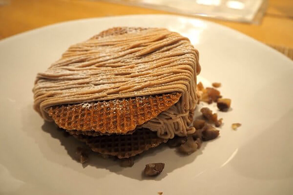 Mont Blanc millefeuille at Mar Blanche Hachijo Exit