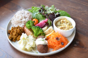 Delicious vegan food at Veg Out, a cafe in Shichijo that brightens up your daily life