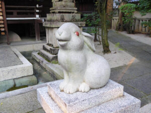 Moon Rabbit and Okazaki Shrine, the Rabbit Shrine in Kyoto