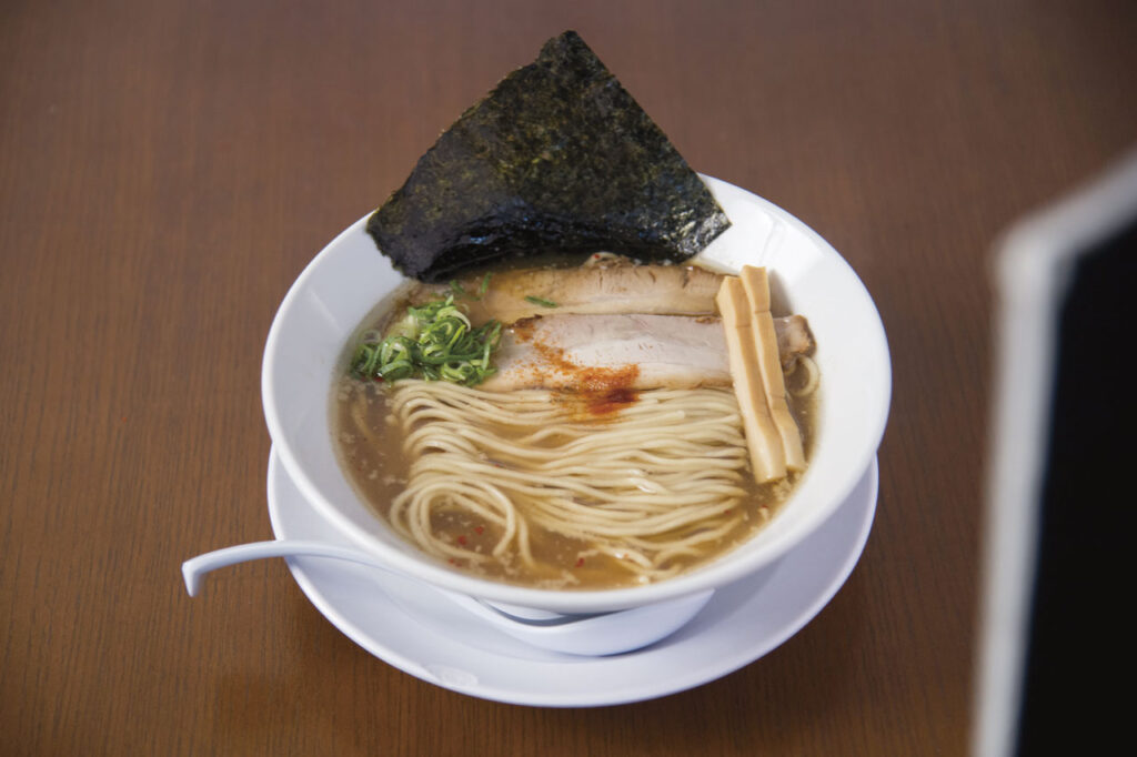 Niboshi chuka soba 加藤的中国面条