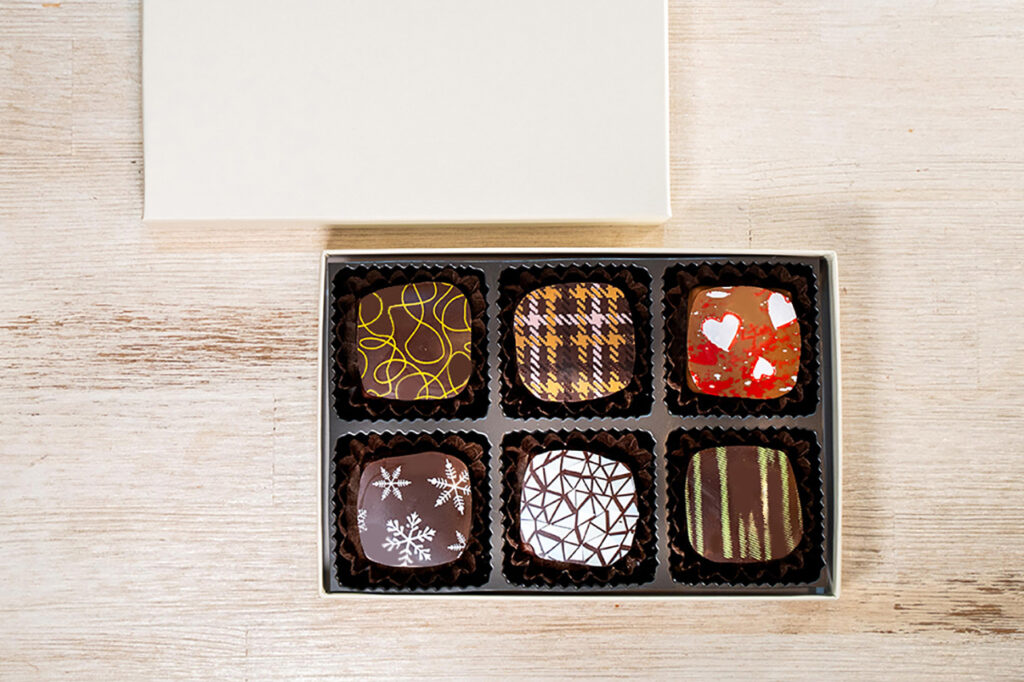 Chocolatier Double Sept 巧克力店季节性推出的六款巧克力。
