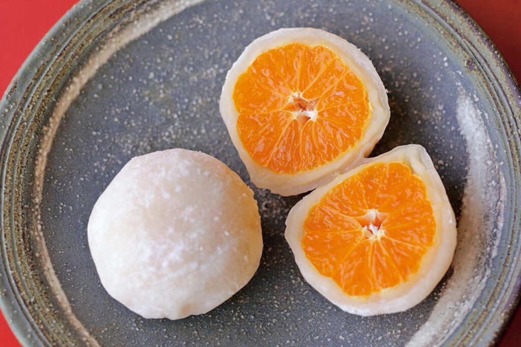 YOSHINOYA's Mikan Daifuku