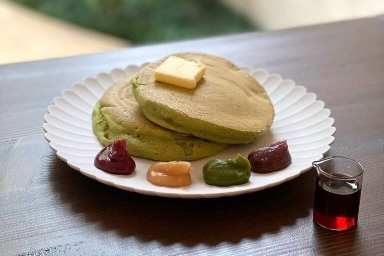 うめぞの CAFE&GALLERY 抹茶のホットケーキ