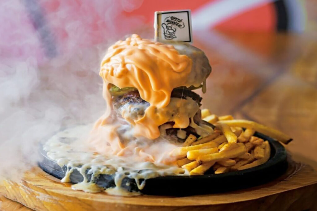 UPIT'S BURGER Lava de cheeseburger plate