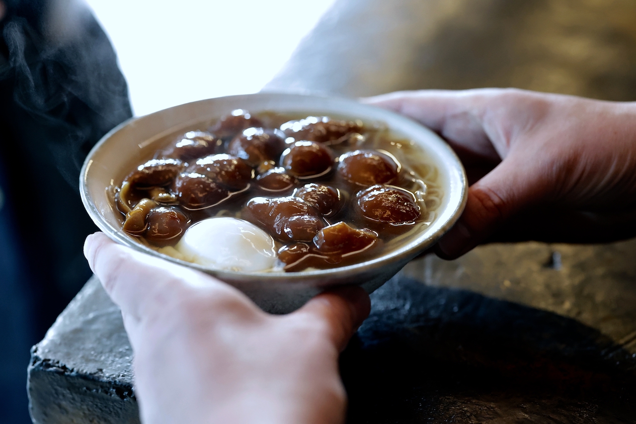 木製看板・にしんそば・大黒屋味自慢・京都名物・蕎麦・欅・昭和レトロ 木製看板・にしんそば・大黒屋味自慢・京都名物・蕎麦・欅・昭和