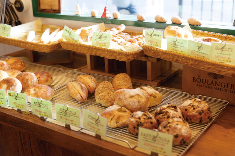 BOULANGERIE quatre saisonsのパン