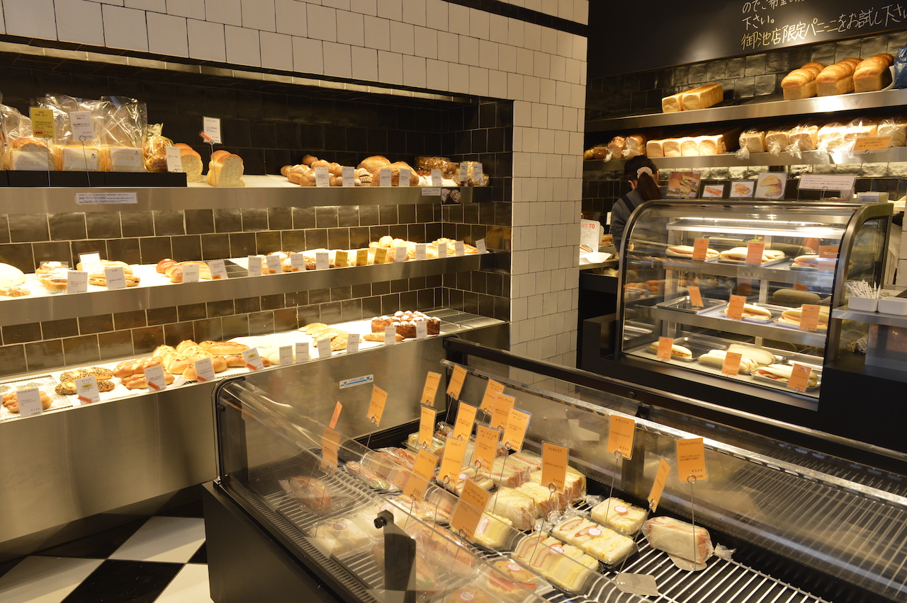 Grandeel Miike in Kawaramachi offers very popular panini