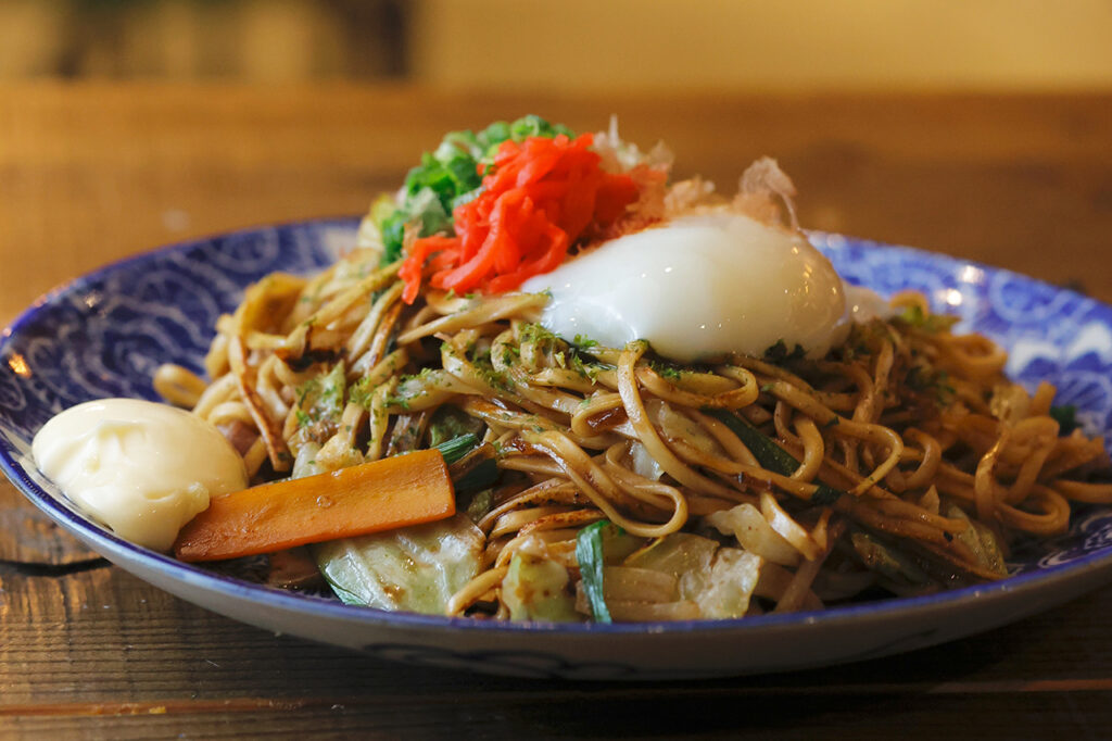 鉄板酒場 夷川セカンドの生麺焼きそばソース