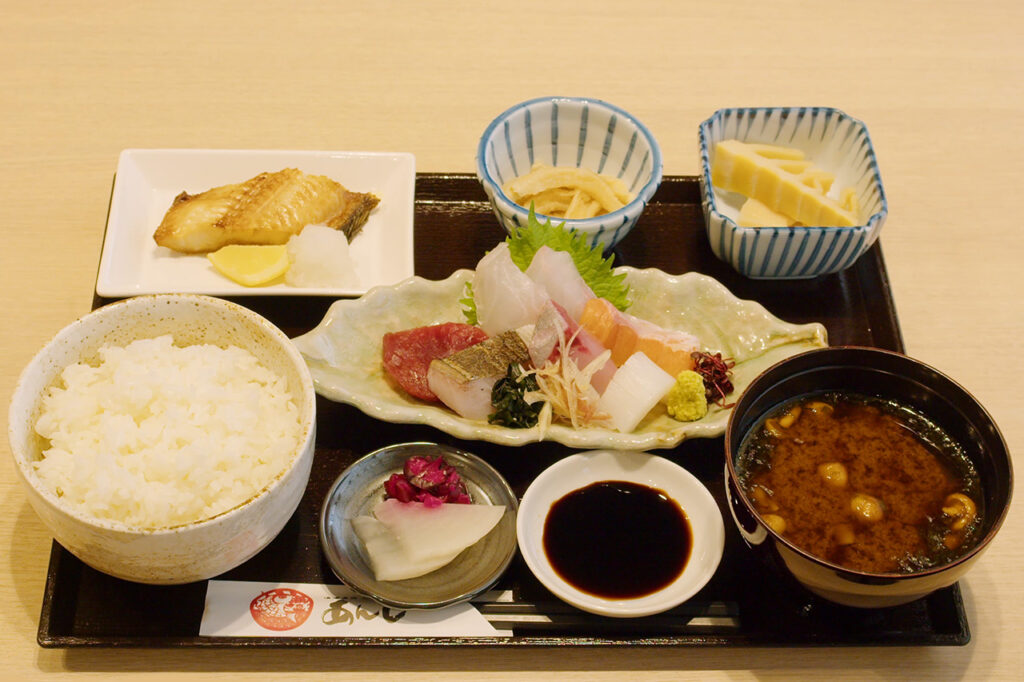 Anji sashimi set