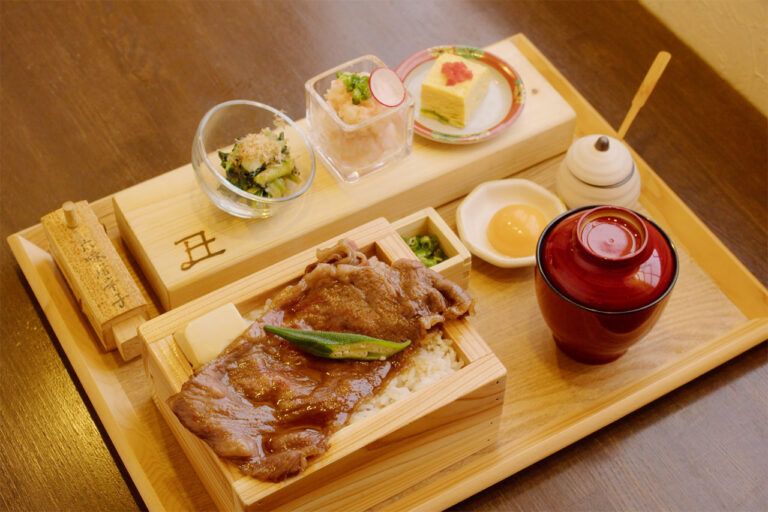 Ushiya Yohei's lunch set