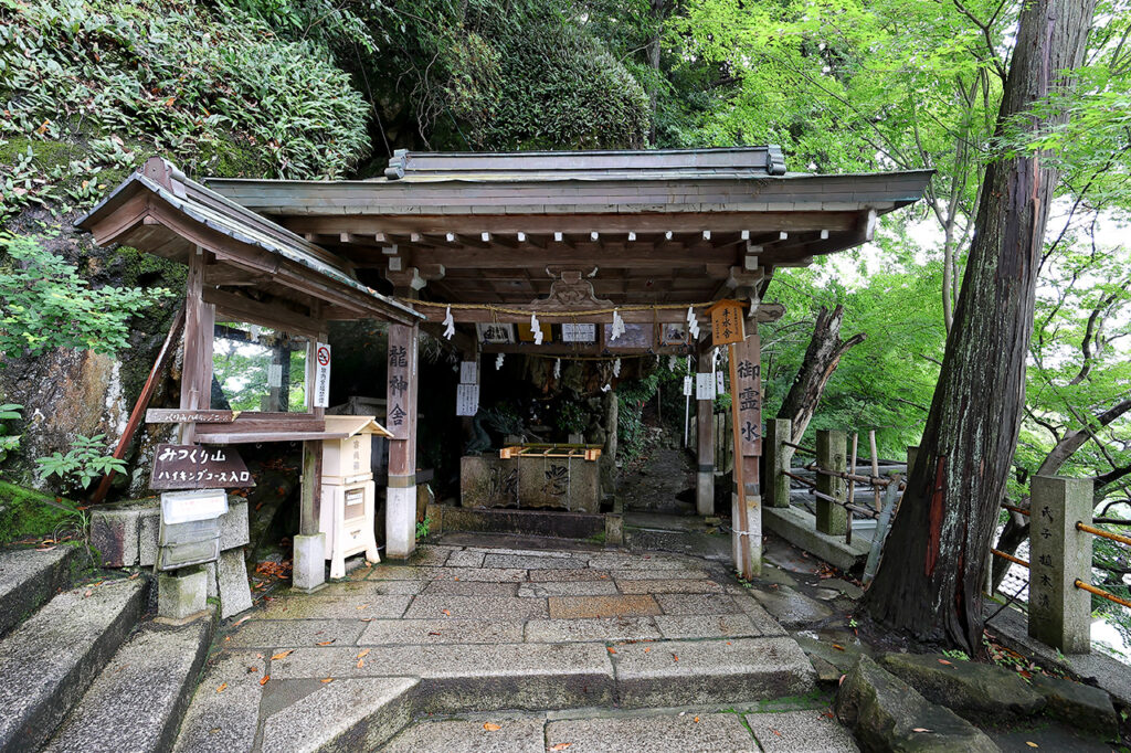 阿賀神社のハイキングコース1