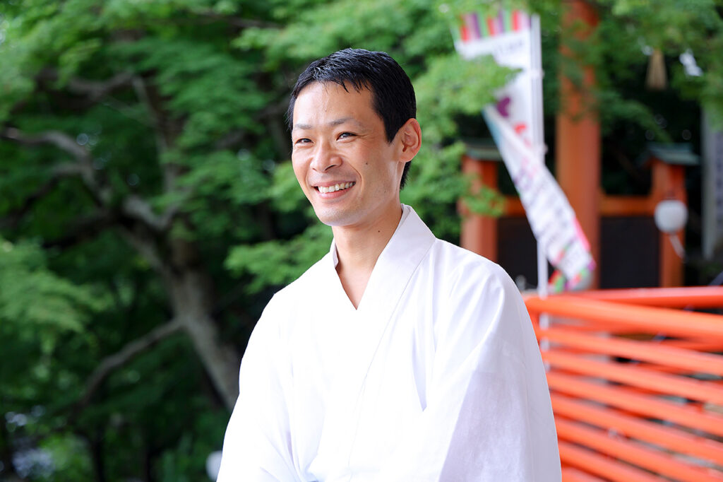 阿賀神社の権禰宜