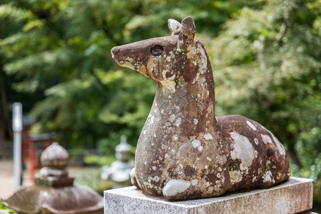 Guardian deer of Oharano Shrine