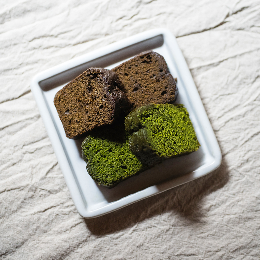 Handmade】Set of 2 kinds of popular pound cakes from Minamiyama-jo Village