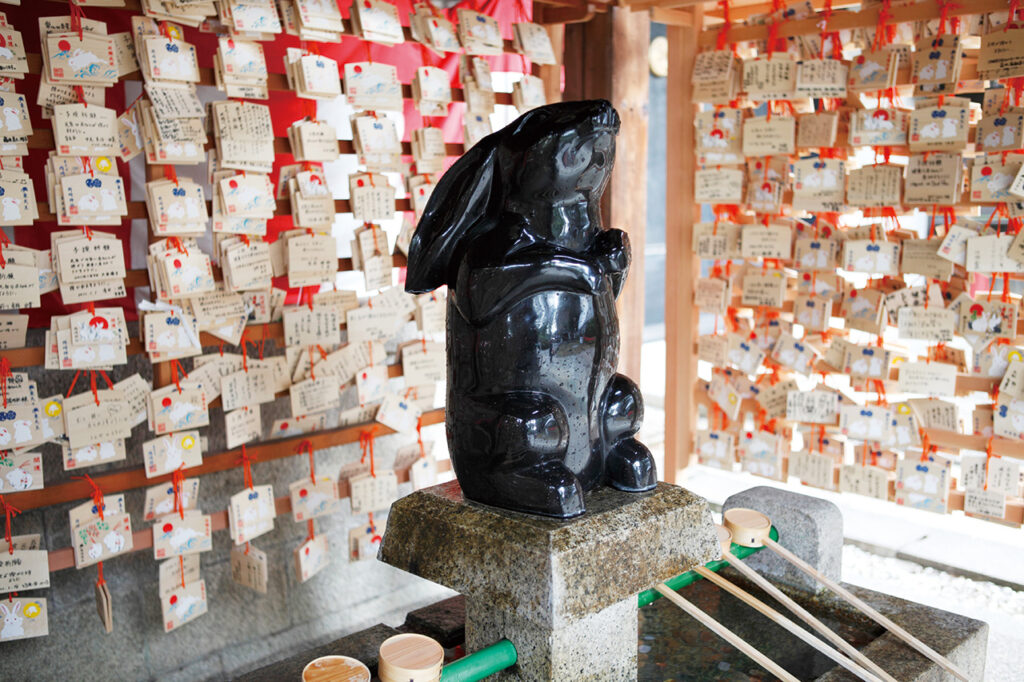 岡崎神社手水舎