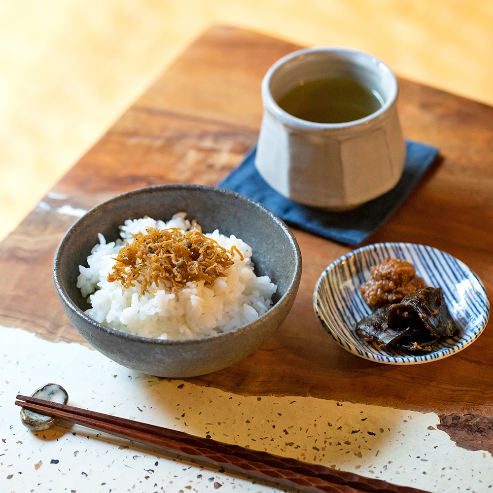 Tsunokichi rice accompaniment set