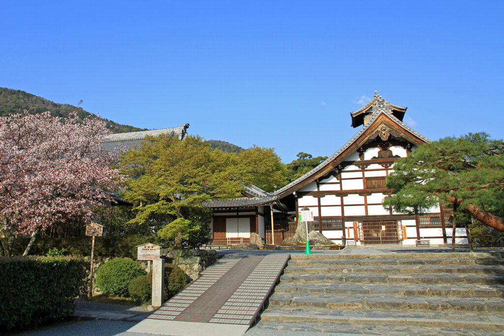 Spring at Tenryuji Temple