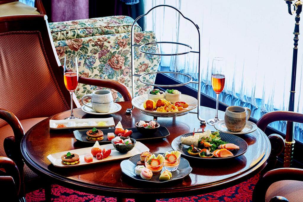 Hotel Okura's January Afternoon Tea