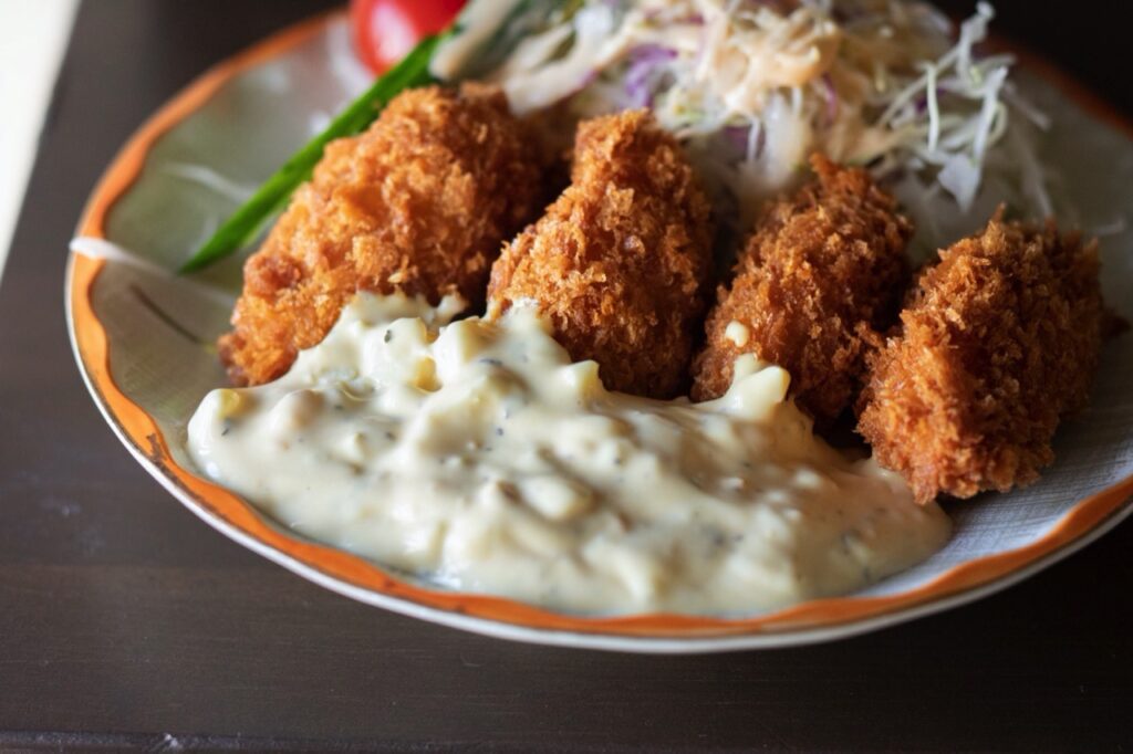 Fried Oysters at Yamaichi Suisan