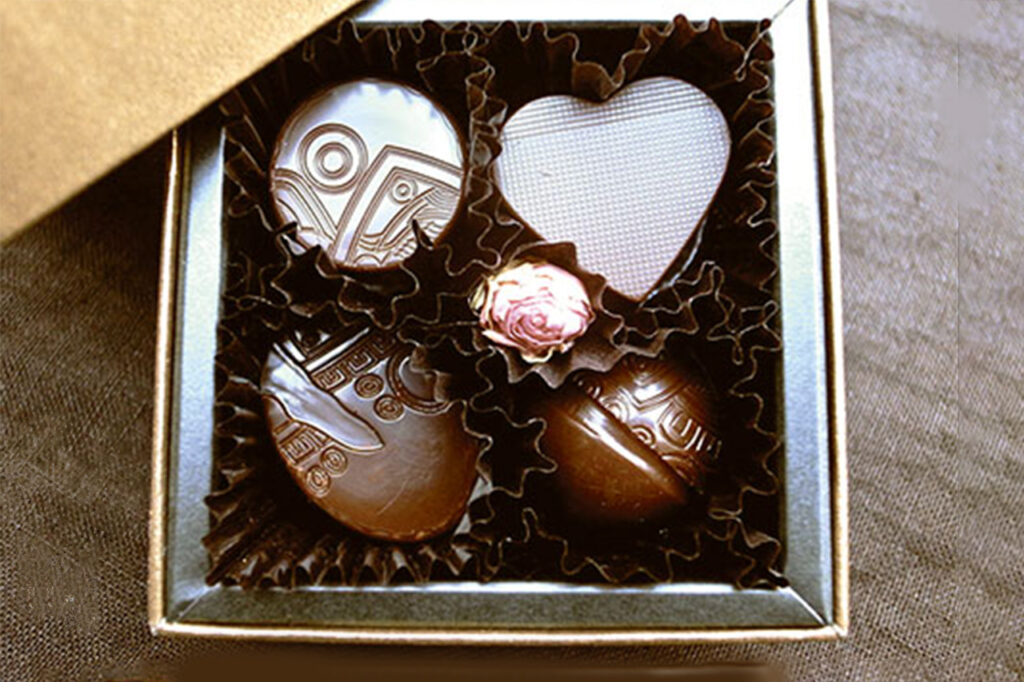 Bonbon chocolates from Cacao ∞ Magic