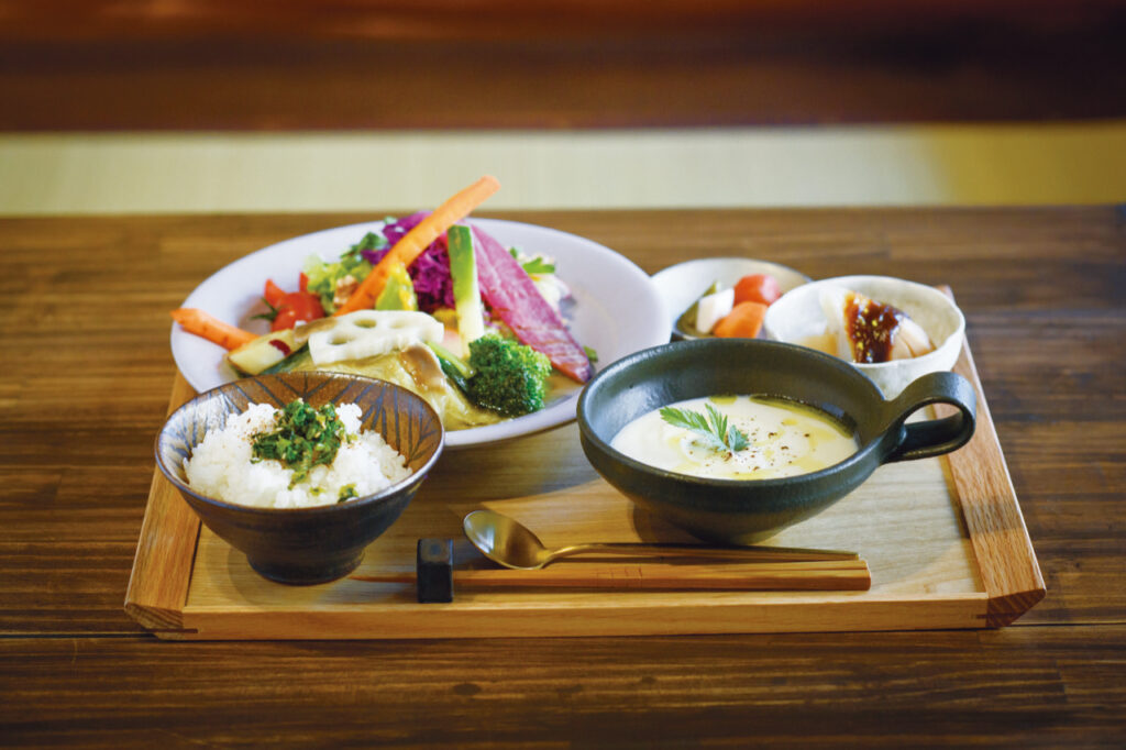 Veggie Salad House's Sukoyaka Set