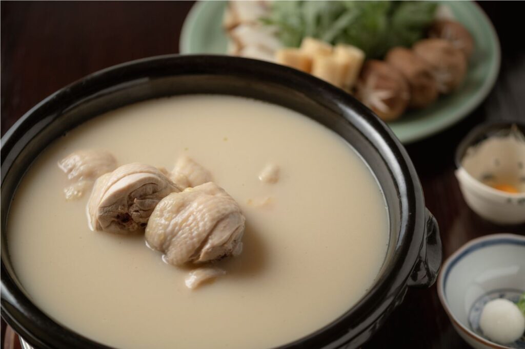 鳥彌三 水炊き