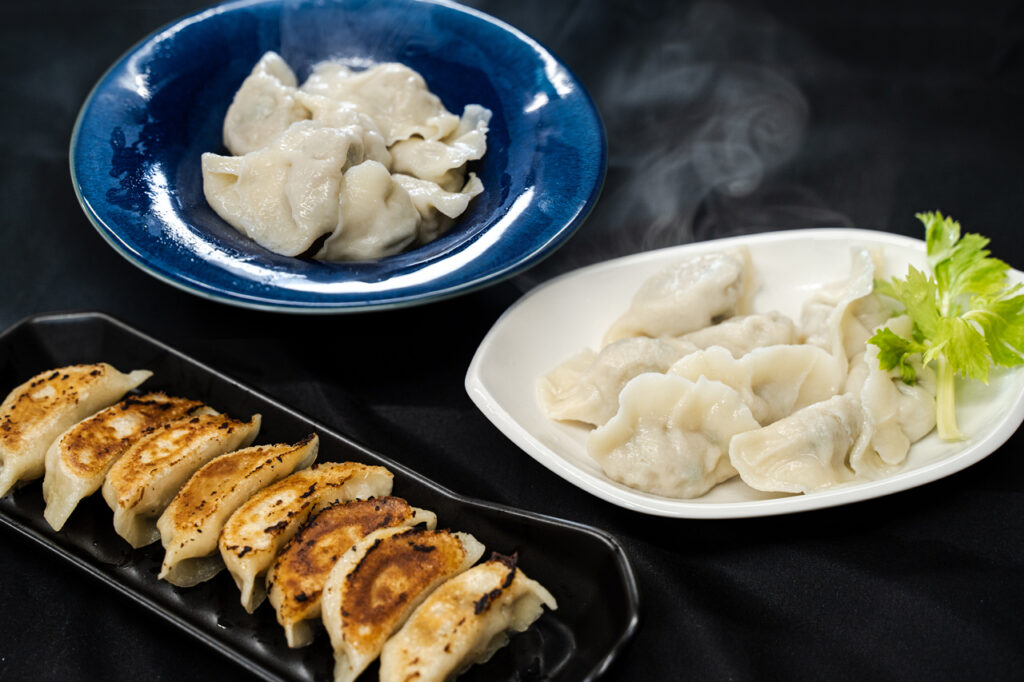 [Rakusenro] 3 types of gyoza set