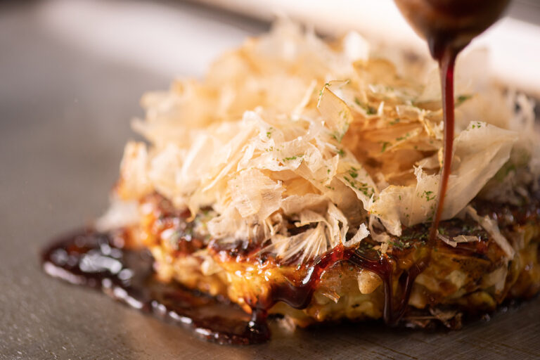 TEPPAN Raku GAKU Okonomiyaki