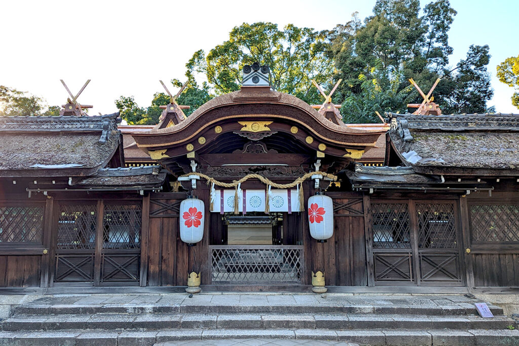 平野神社正殿