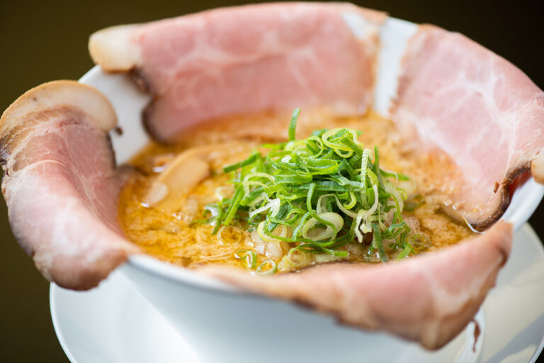 フジケンラーメンの背脂醤油そば