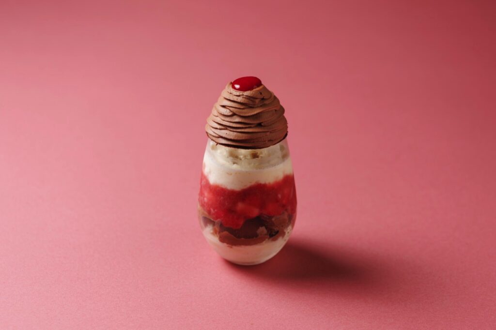 ［Glass Dessert Chocolate & Strawberry at RAU Patisserie & Chocolate