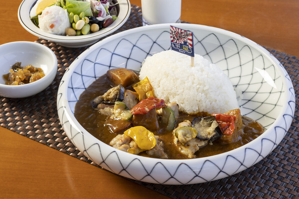 Hotel Belle Mare Seaside Restaurant's Convoy Asagiri Curry Set