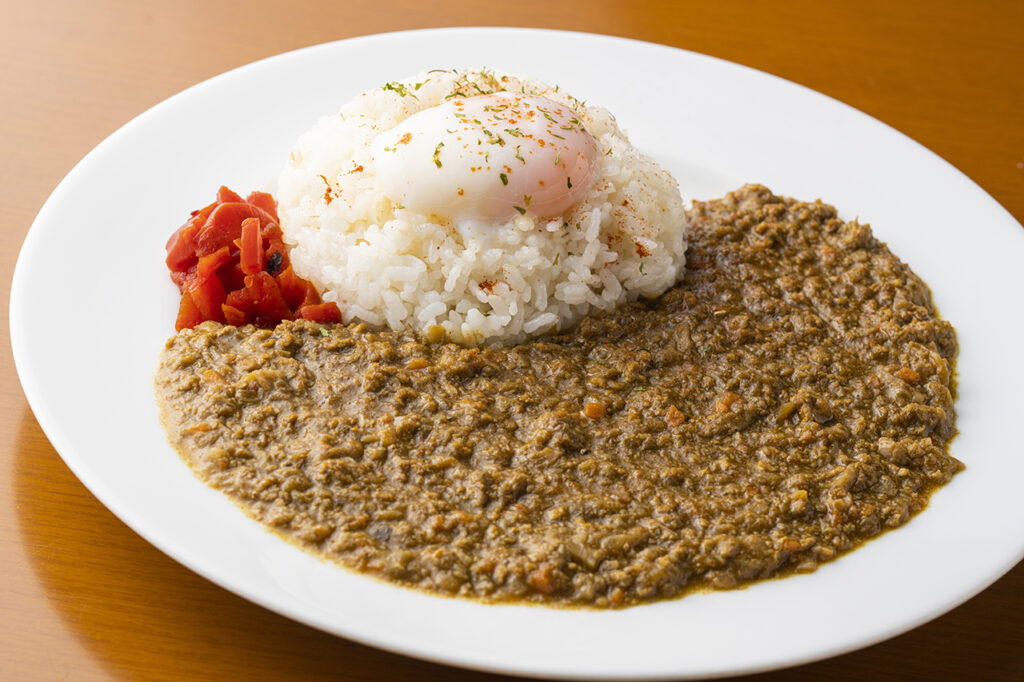 M's deli's special "Hiuchi" sea food keema curry at Bayside Place M's deli.