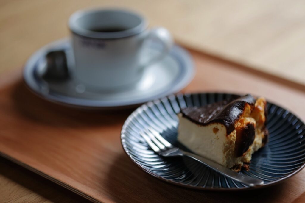 Cafe A bientotのバスク風チーズケーキ
