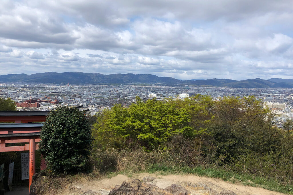 Fushimi Inari Shrine Yotsutsuji