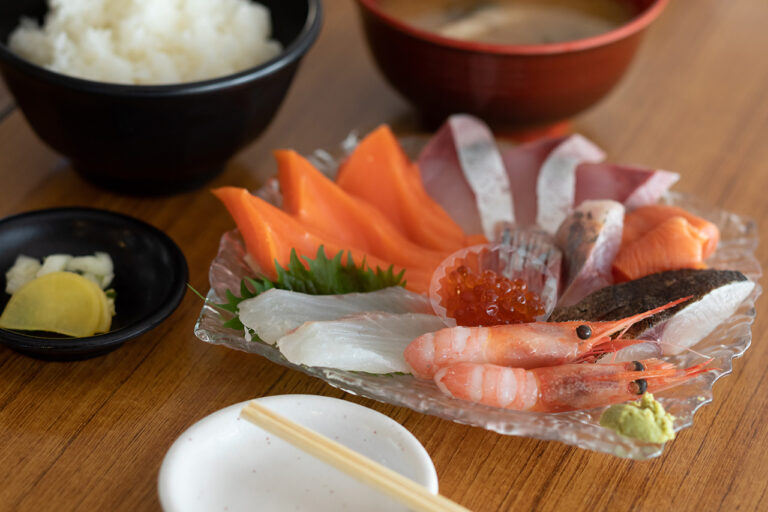 Dairokumaru seafood sashimi set meal (8 kinds)