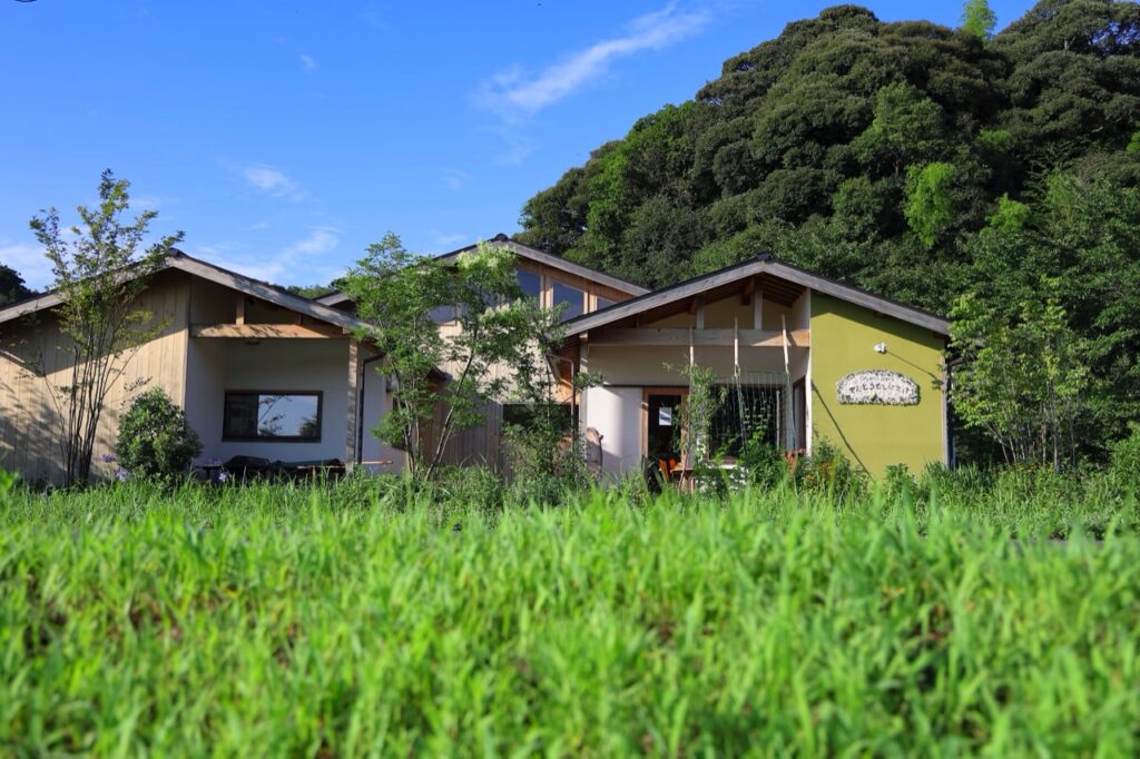 Exterior of Organic Café Ladybug Shibatake