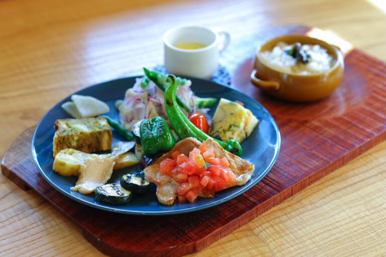 Organic Café てんとうむしばたけのシェフの気まぐれセット